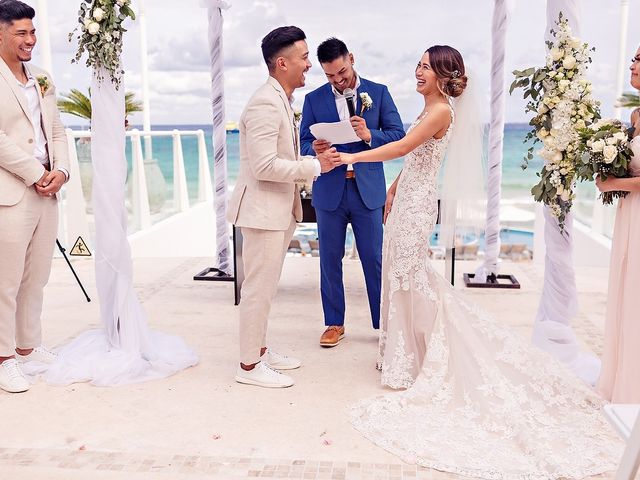 Chanelle and Ryan&apos;s Wedding in Cancun, Mexico 32