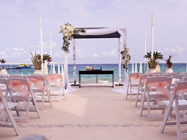 Chanelle and Ryan&apos;s Wedding in Cancun, Mexico 43