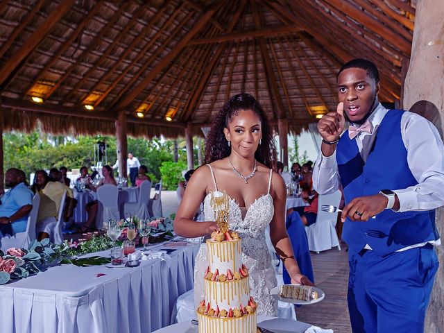 LaRence and Alexis&apos;s Wedding in Cancun, Mexico 6