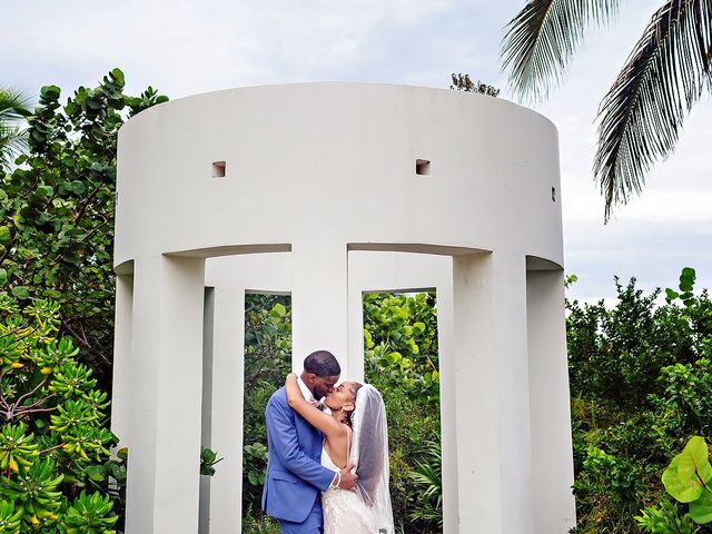 LaRence and Alexis&apos;s Wedding in Cancun, Mexico 20