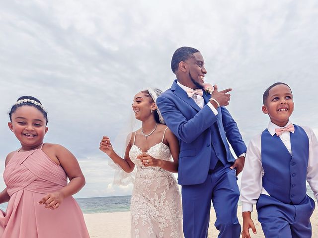 LaRence and Alexis&apos;s Wedding in Cancun, Mexico 30