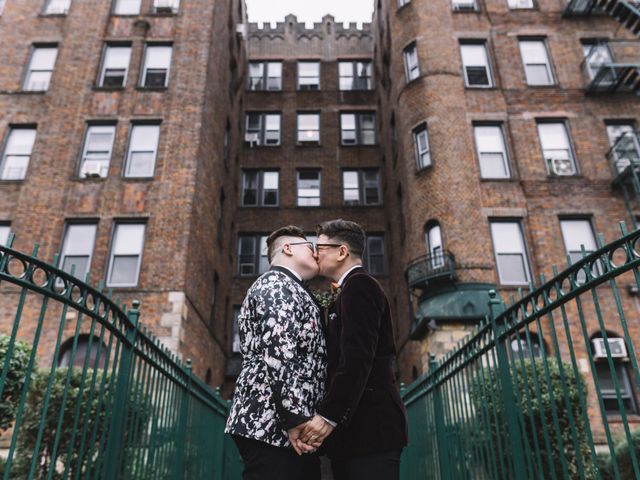 Logan and Amanda&apos;s Wedding in Brooklyn, New York 14