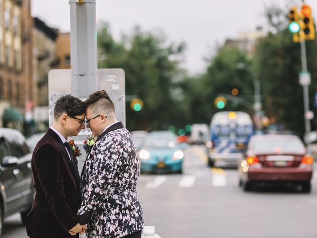 Logan and Amanda&apos;s Wedding in Brooklyn, New York 16