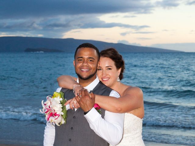 Ellie and Sean&apos;s Wedding in Kihei, Hawaii 4