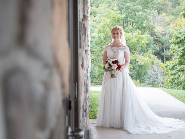 Gavin and Erica&apos;s Wedding in Gettysburg, Pennsylvania 23