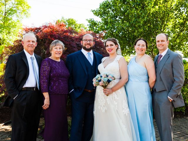 Brad and Jamie&apos;s Wedding in Livonia, Michigan 54