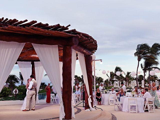 Brady and Leonardo&apos;s Wedding in Cancun, Mexico 15