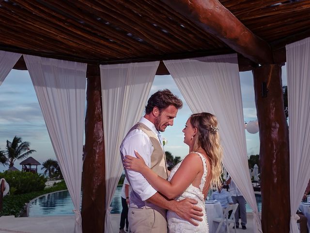 Brady and Leonardo&apos;s Wedding in Cancun, Mexico 16