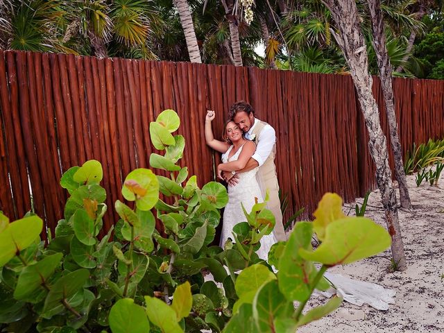 Brady and Leonardo&apos;s Wedding in Cancun, Mexico 21