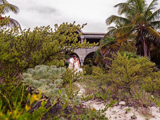 Brady and Leonardo&apos;s Wedding in Cancun, Mexico 26