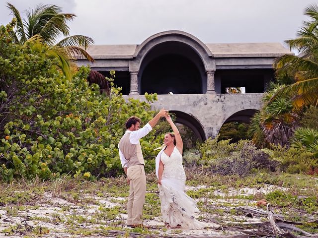Brady and Leonardo&apos;s Wedding in Cancun, Mexico 33