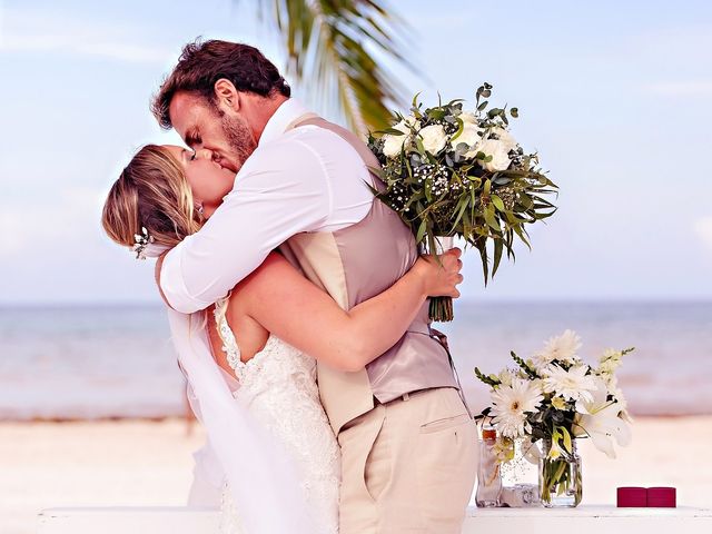 Brady and Leonardo&apos;s Wedding in Cancun, Mexico 43