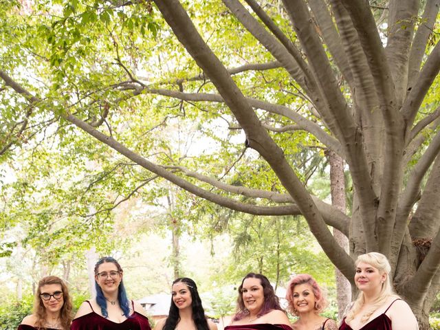 Lynn and Brienna 's Wedding in Stevenson, Maryland 12
