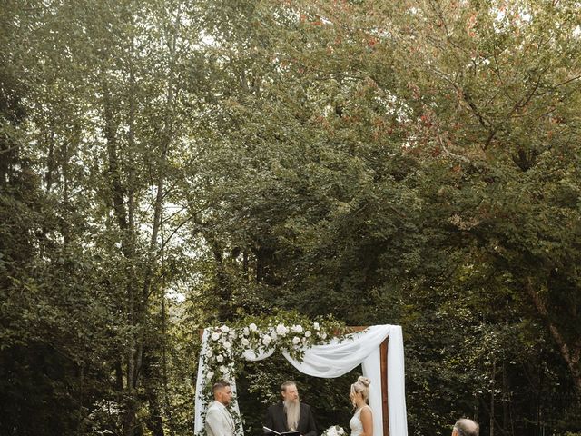 Tim and Shania `&apos;s Wedding in Maple Valley, Washington 13