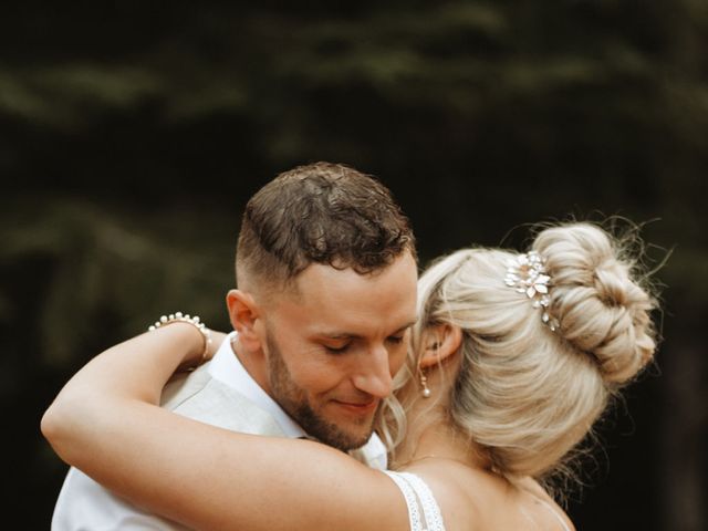 Tim and Shania `&apos;s Wedding in Maple Valley, Washington 14