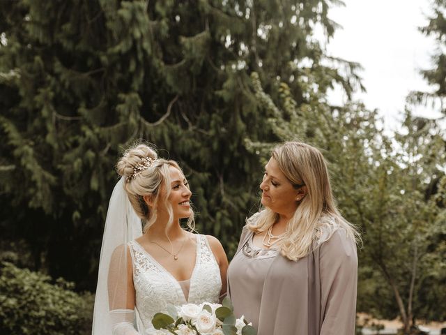 Tim and Shania `&apos;s Wedding in Maple Valley, Washington 17
