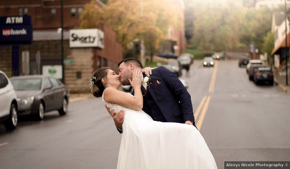 Ashley and Justin's Wedding in Stillwater, Minnesota