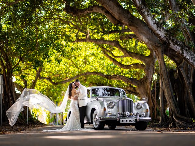 Les and Lia&apos;s Wedding in Miami, Florida 11