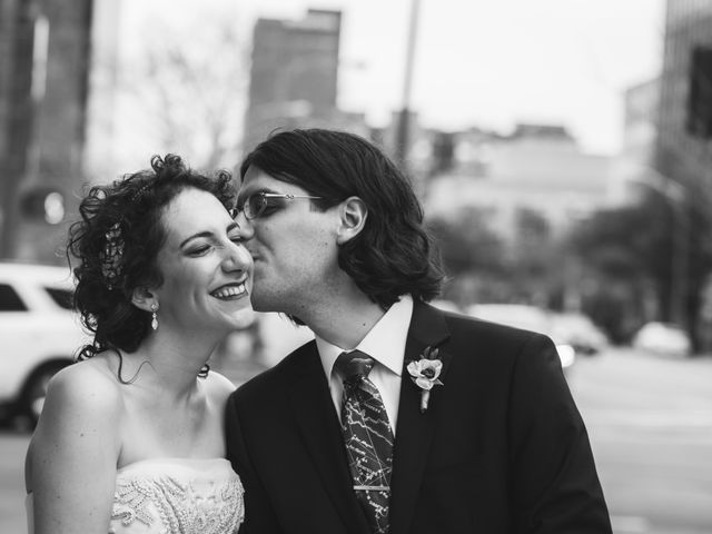 Jared and Sara&apos;s Wedding in Columbus, Ohio 21