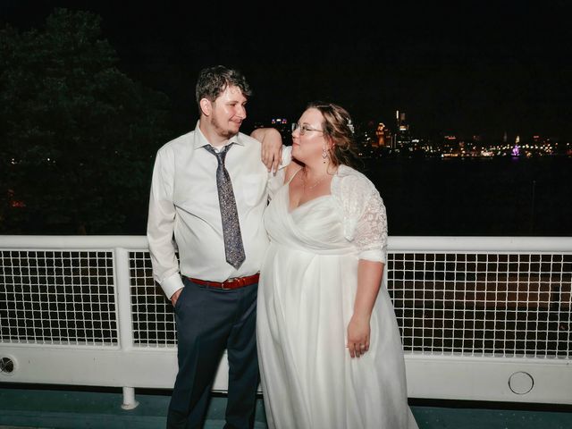 Lyndsey and Mitch&apos;s Wedding in Camden, New Jersey 17