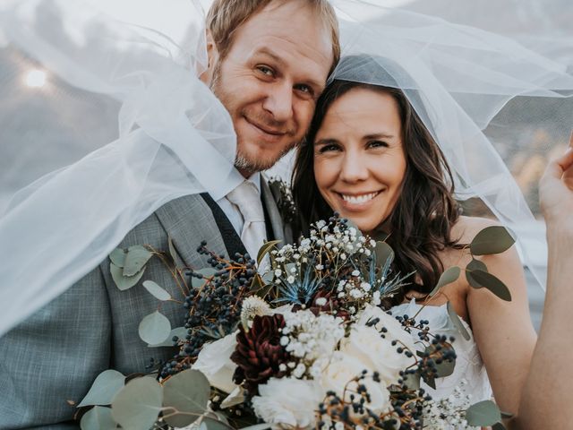 Luke and Kelly&apos;s Wedding in Palmer Lake, Colorado 16