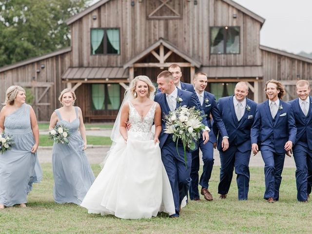 Jared and Mallory&apos;s Wedding in Hamilton, Missouri 31