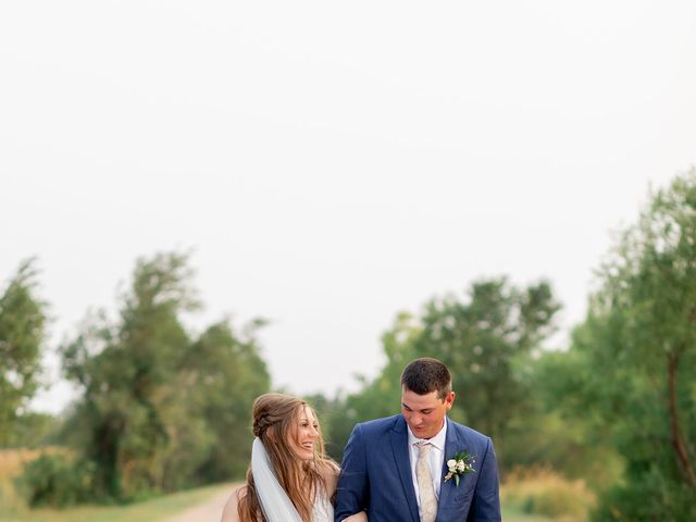 Terran and Katelynn&apos;s Wedding in Wichita, Kansas 18