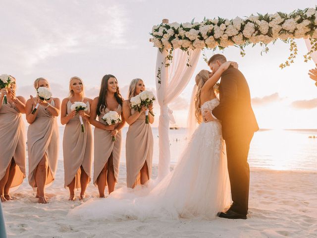Michael and Nicole&apos;s Wedding in Oranjestad, Aruba 31
