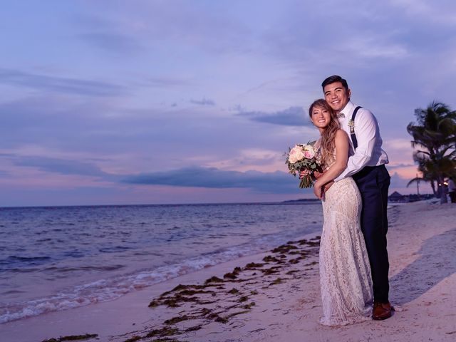 David and Jackie's Wedding in Cancun, Mexico 31