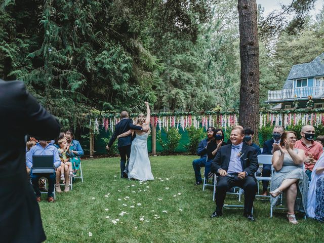 Trent and Brenda&apos;s Wedding in Snohomish, Washington 116