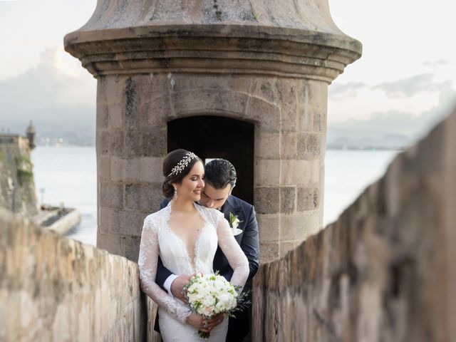 Juan and Widaliz&apos;s Wedding in San Juan, Puerto Rico 16