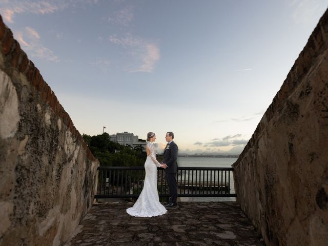 Juan and Widaliz&apos;s Wedding in San Juan, Puerto Rico 19