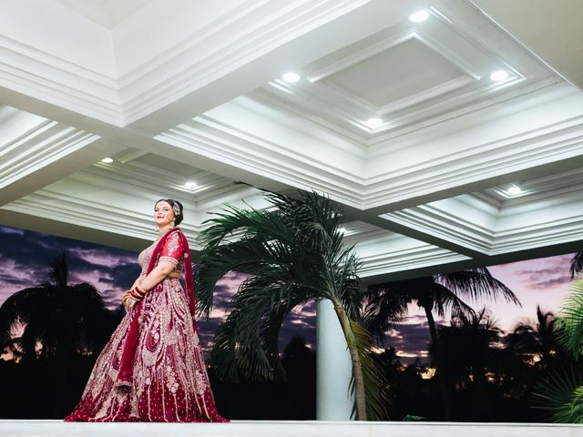 Munny and Charlotte's Wedding in Cancun, Mexico 10