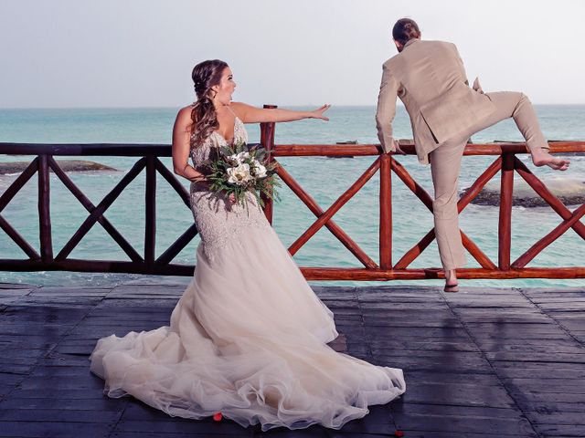 Matt and Frankie&apos;s Wedding in Cancun, Mexico 40