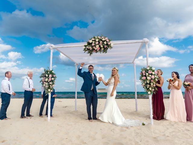 Brandon and Chloe&apos;s Wedding in Playa del Carmen, Mexico 13