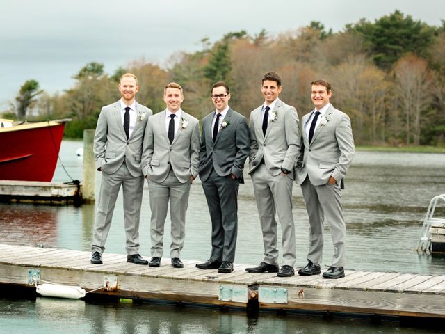 Noah and Haley&apos;s Wedding in Kennebunkport, Maine 8