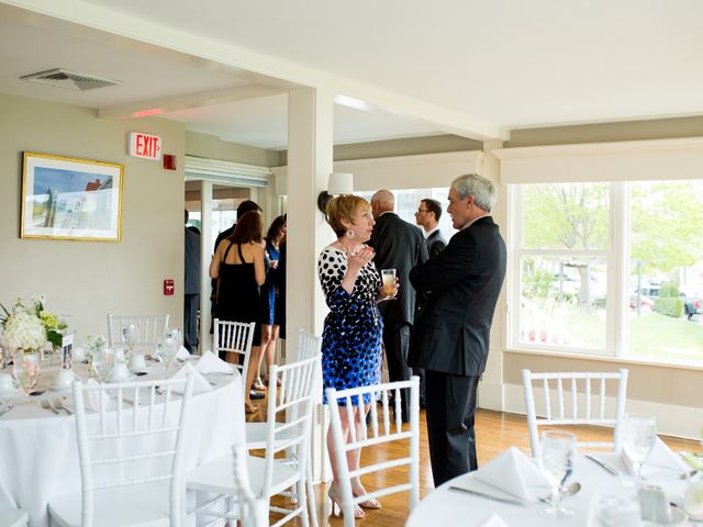 Noah and Haley&apos;s Wedding in Kennebunkport, Maine 15