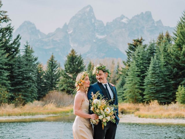 Joe and Tertia&apos;s Wedding in Jackson, Wyoming 10