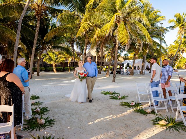 Kendall and Mark&apos;s Wedding in Belize District, Belize 27