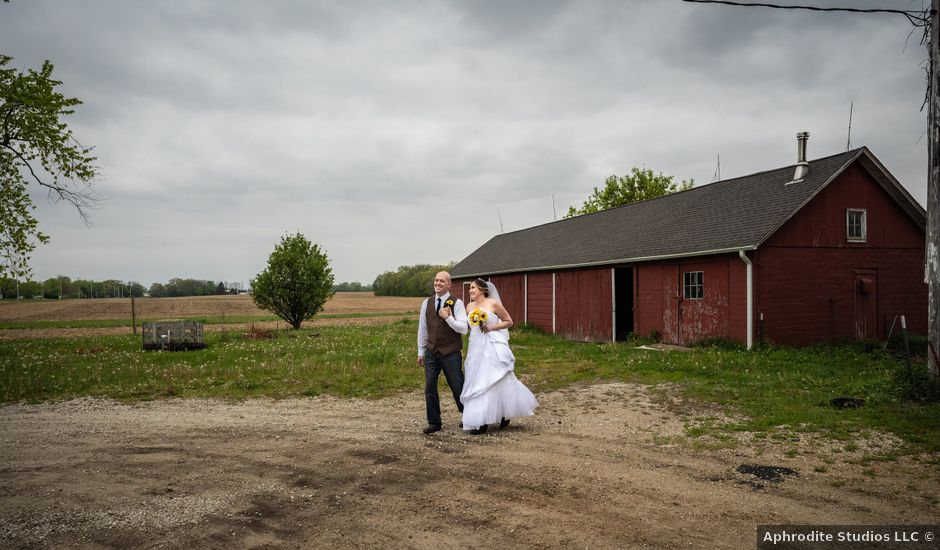 Ashley and Sam's Wedding in Union Grove, Wisconsin