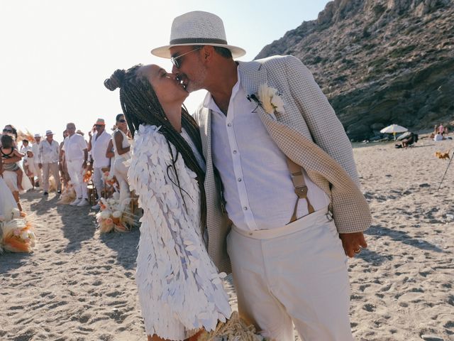 Anthony and Saskia&apos;s Wedding in Mykonos, Greece 15