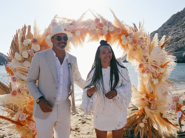 Anthony and Saskia&apos;s Wedding in Mykonos, Greece 19