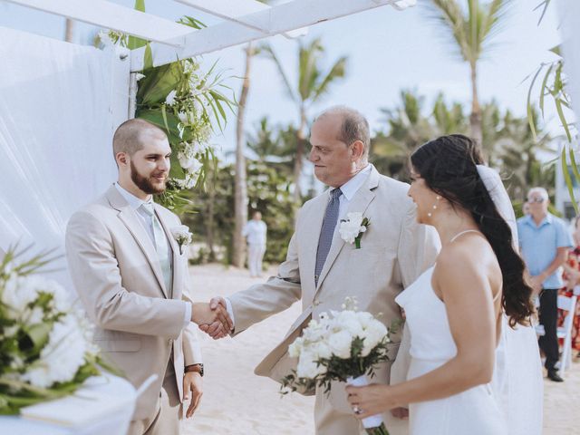 Mia and Jeffrey&apos;s Wedding in Punta Cana, Dominican Republic 23