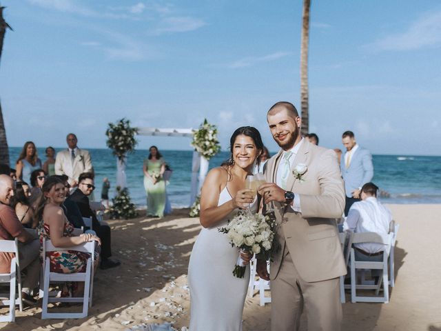 Mia and Jeffrey&apos;s Wedding in Punta Cana, Dominican Republic 31