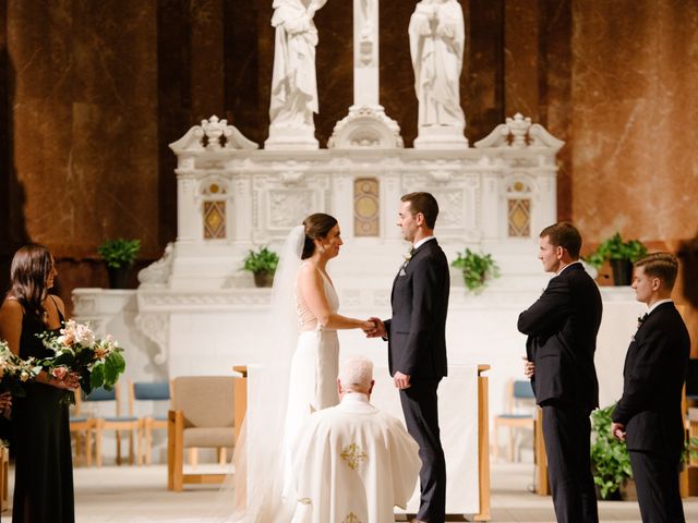 Tim and Katie&apos;s Wedding in Indianapolis, Indiana 7