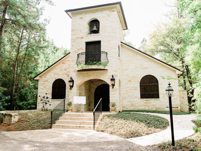 Noah and Abigail&apos;s Wedding in Magnolia, Texas 11