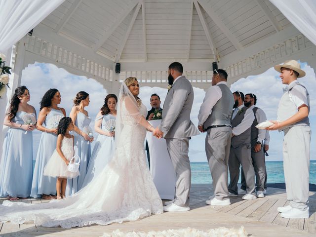 Mike and Ashley&apos;s Wedding in Bavaro, Dominican Republic 28