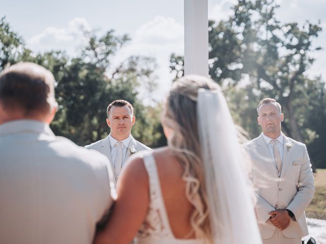 Jared and Ashley&apos;s Wedding in Madisonville, Texas 19