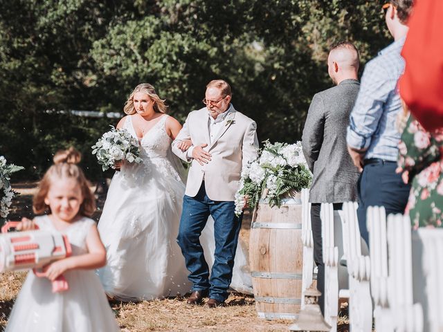Jared and Ashley's Wedding in Madisonville, Texas 20
