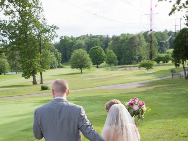 Brendan and Becky&apos;s Wedding in Agawam, Massachusetts 18